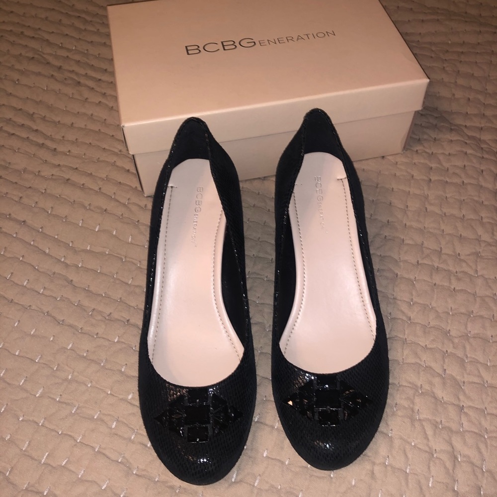 BCBGeneration Black Wedge